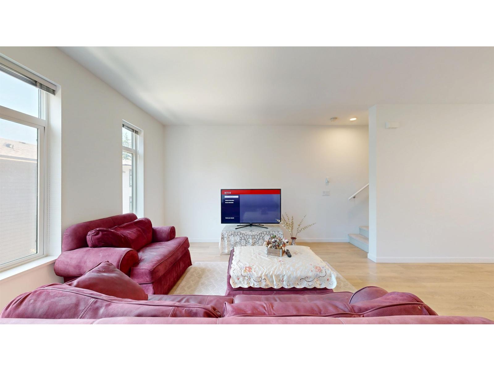 130 15235 Sitka Drive, Surrey, British Columbia  V3S 0A9 - Photo 4 - R3062087
