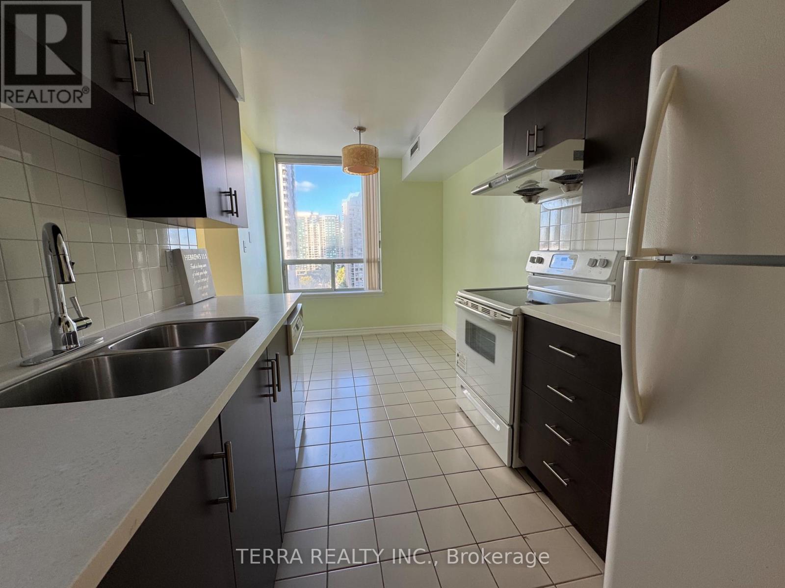 1210 - 18 Hillcrest Avenue, Toronto, Ontario  M2N 6T5 - Photo 10 - C12482551