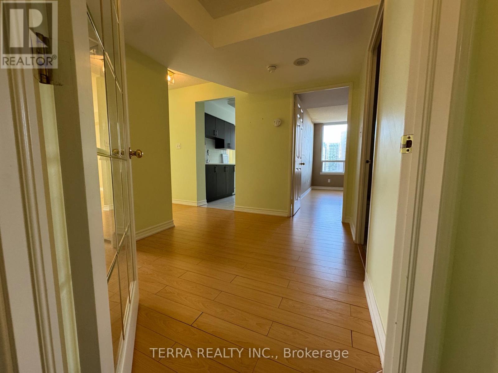 1210 - 18 Hillcrest Avenue, Toronto, Ontario  M2N 6T5 - Photo 4 - C12482551