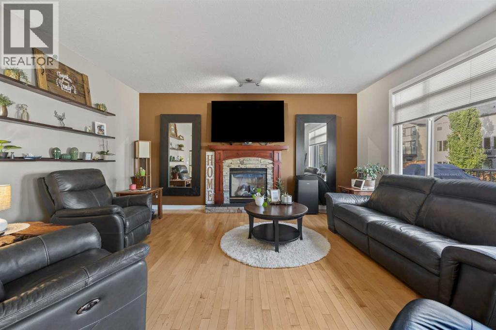 148 Westland Street, Okotoks, Alberta  T1S 0B3 - Photo 6 - A2255546