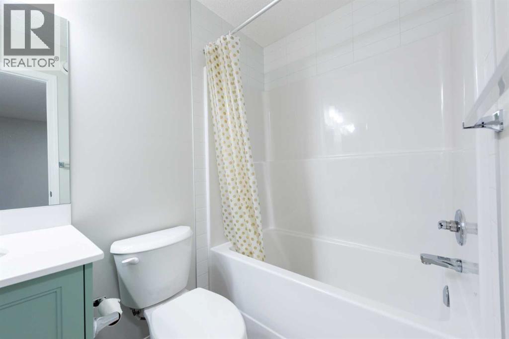 138 Legacy Reach Common Se, Calgary, Alberta  T2X 4G9 - Photo 25 - A2261844