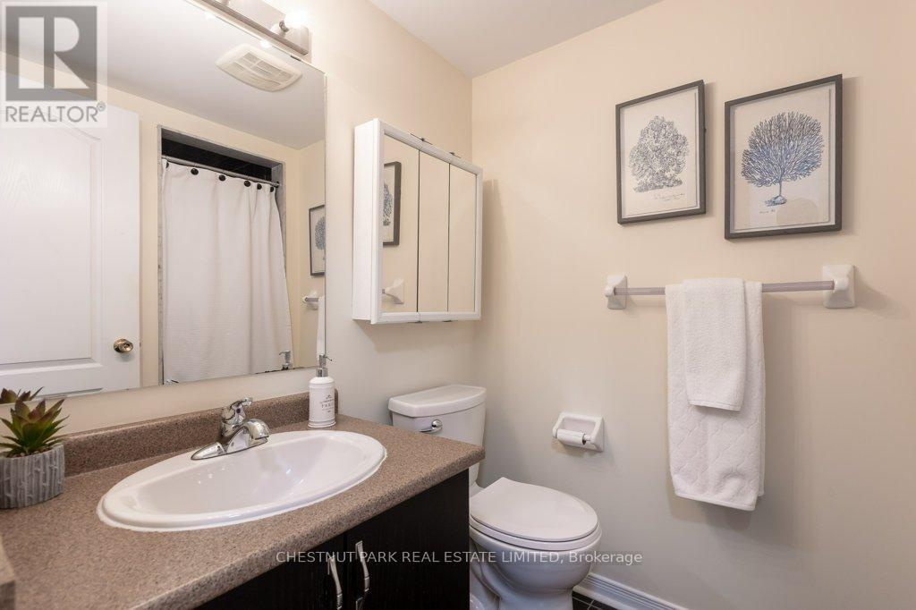 35 Mantello Drive, Toronto, Ontario  M3J 0H6 - Photo 15 - W12484315