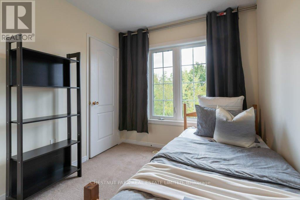 35 Mantello Drive, Toronto, Ontario  M3J 0H6 - Photo 19 - W12484315