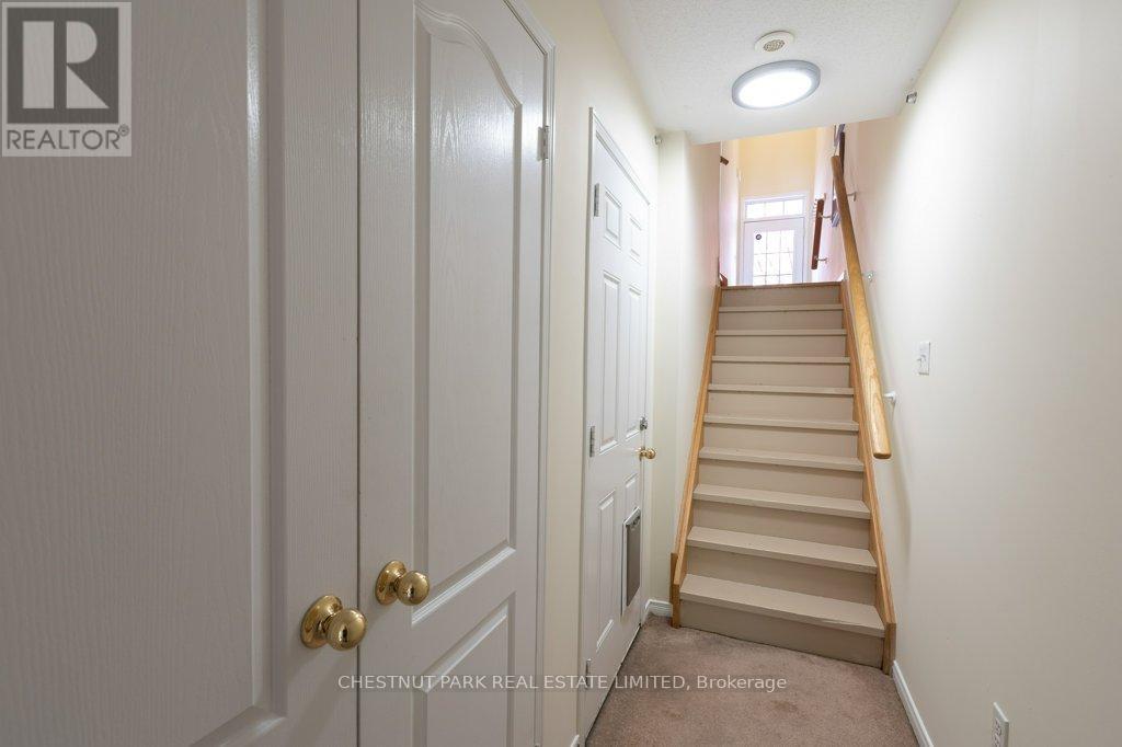35 Mantello Drive, Toronto, Ontario  M3J 0H6 - Photo 27 - W12484315
