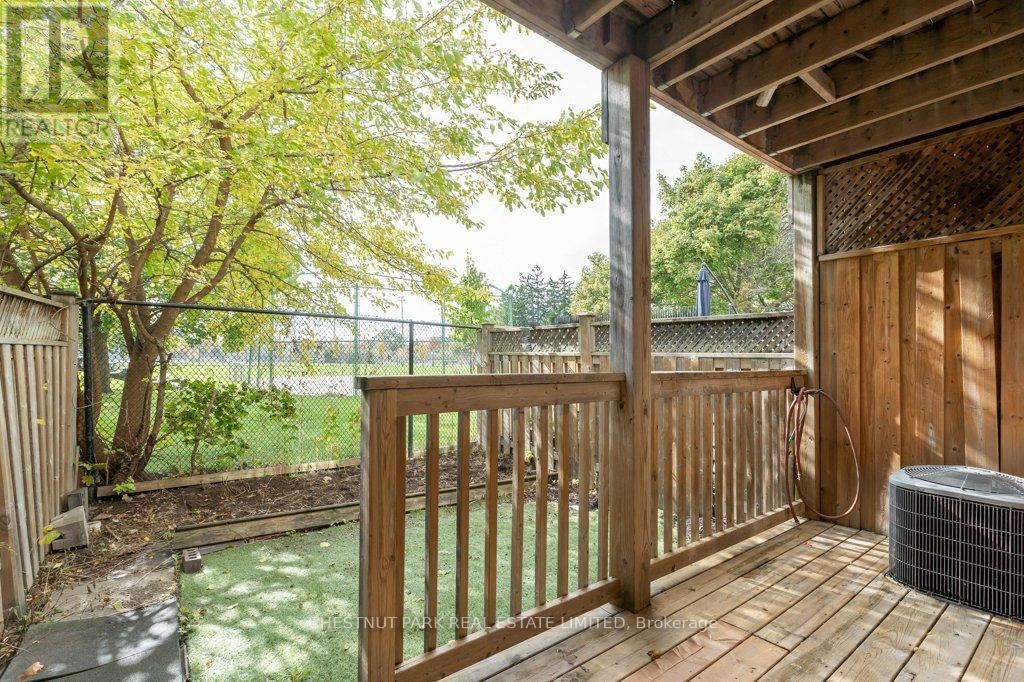 35 Mantello Drive, Toronto, Ontario  M3J 0H6 - Photo 31 - W12484315