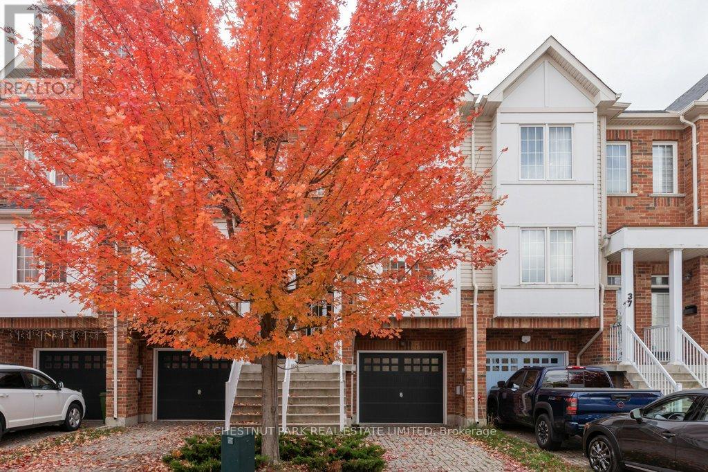 35 Mantello Drive, Toronto, Ontario  M3J 0H6 - Photo 35 - W12484315