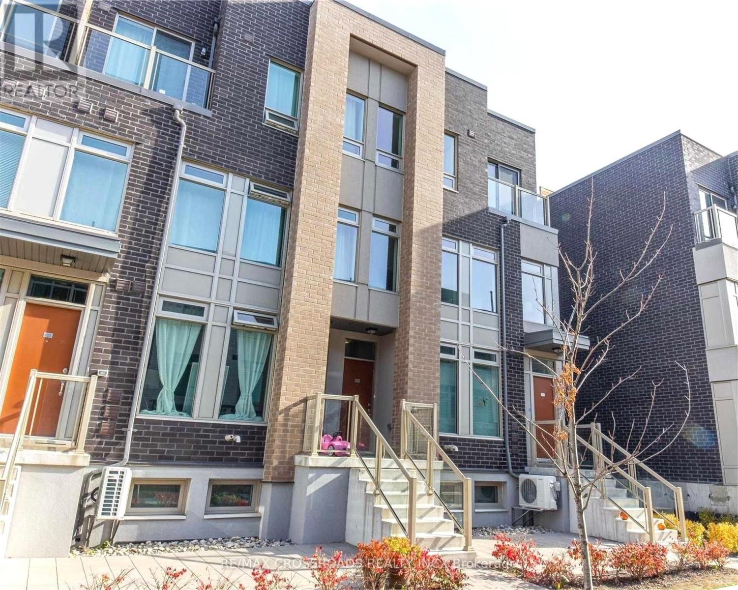 244 - 19 Applewood Lane, Toronto, Ontario  M9C 0C1 - Photo 2 - W12484321