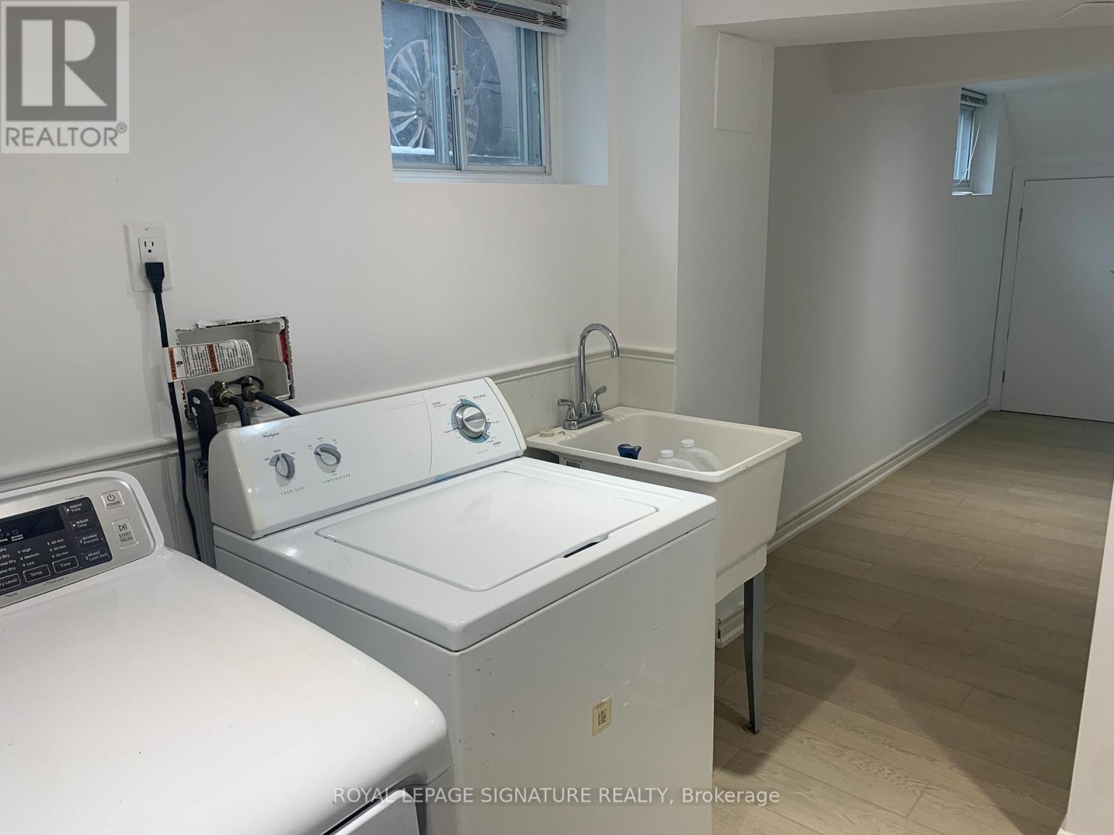 34 Stevens Crescent, Halton Hills, Ontario  L7G 1B6 - Photo 11 - W12484330