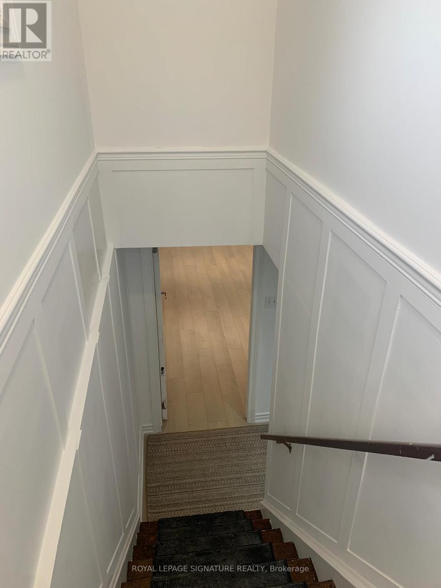 34 Stevens Crescent, Halton Hills, Ontario  L7G 1B6 - Photo 2 - W12484330