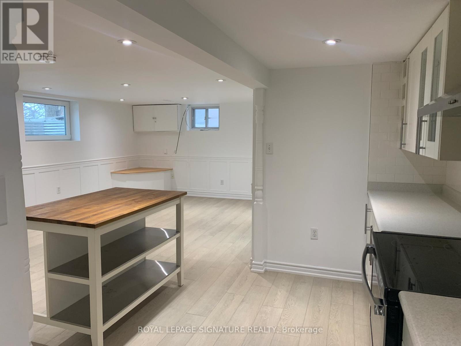 34 Stevens Crescent, Halton Hills, Ontario  L7G 1B6 - Photo 5 - W12484330