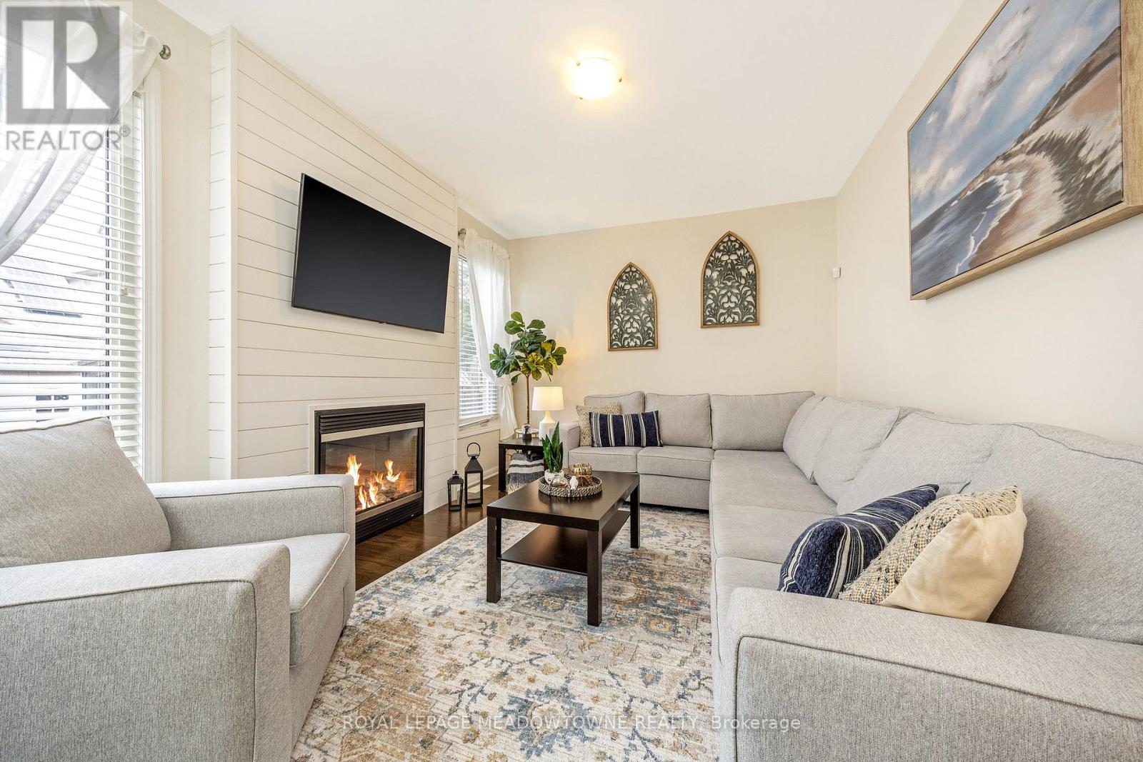 319 Silver Court, Milton, Ontario  L9T 0N6 - Photo 13 - W12484345