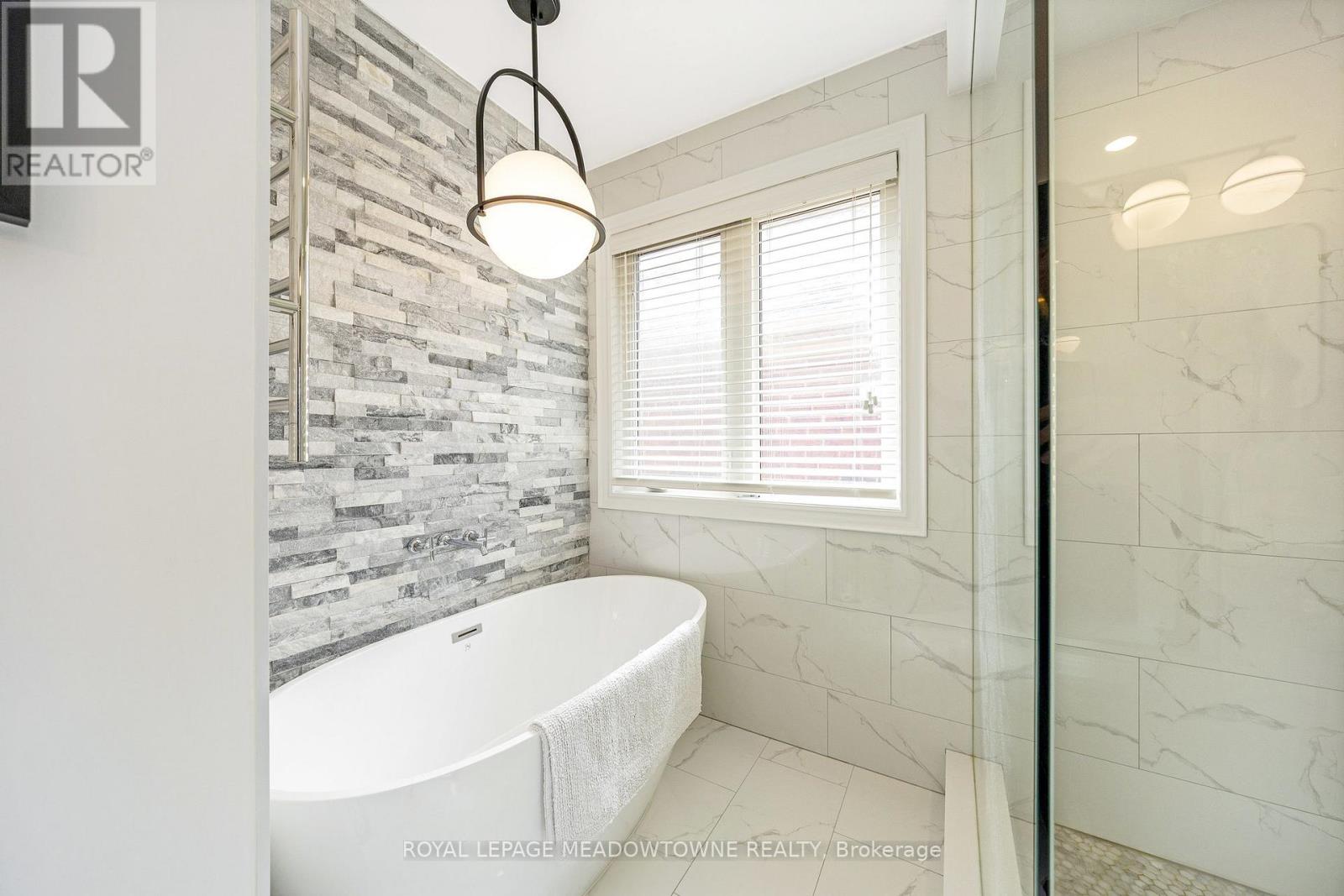 319 Silver Court, Milton, Ontario  L9T 0N6 - Photo 29 - W12484345