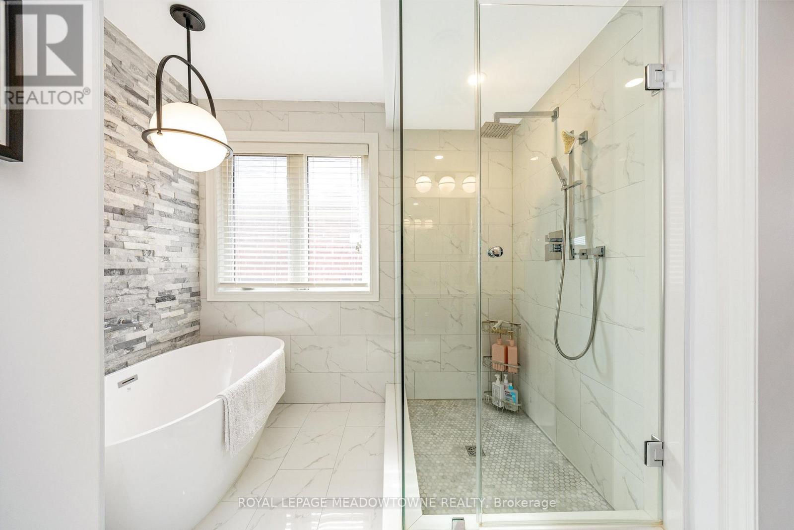 319 Silver Court, Milton, Ontario  L9T 0N6 - Photo 30 - W12484345