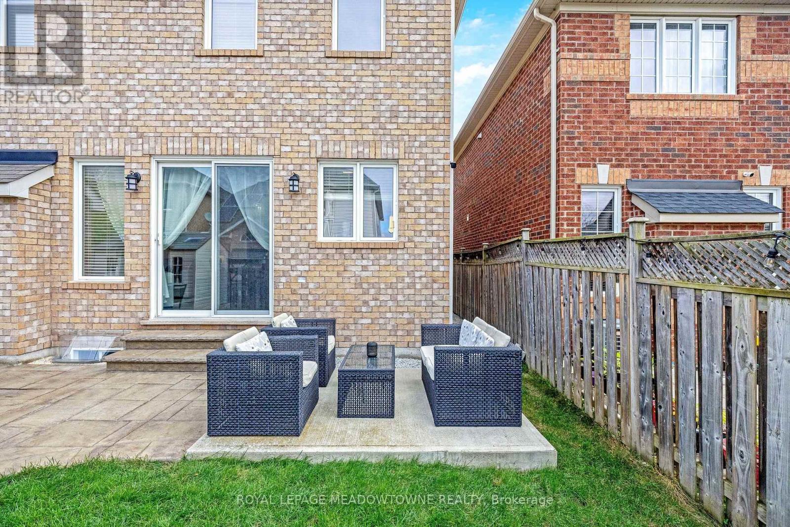 319 Silver Court, Milton, Ontario  L9T 0N6 - Photo 38 - W12484345