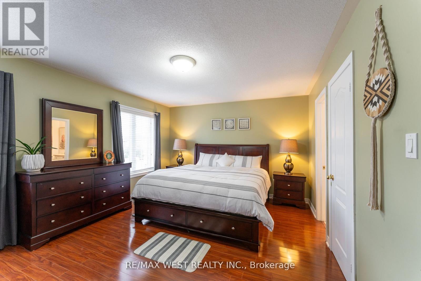 8 Yellow Avens Boulevard, Brampton, Ontario  L6R 0K5 - Photo 22 - W12484361