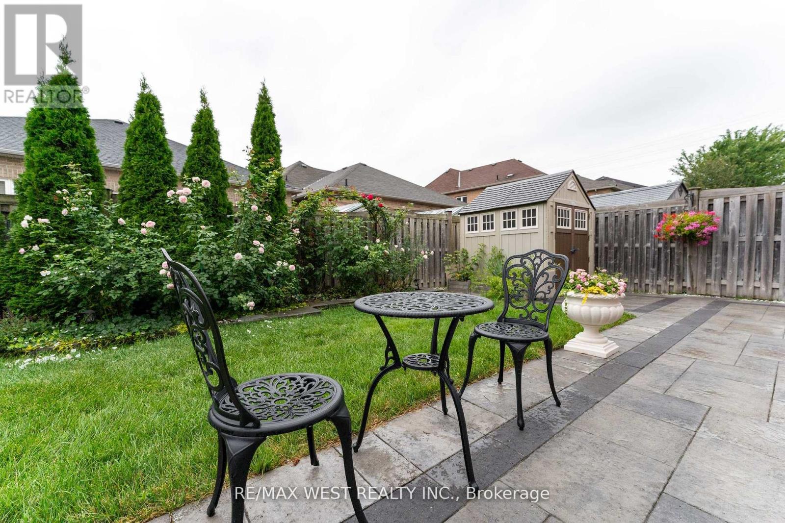 8 Yellow Avens Boulevard, Brampton, Ontario  L6R 0K5 - Photo 47 - W12484361