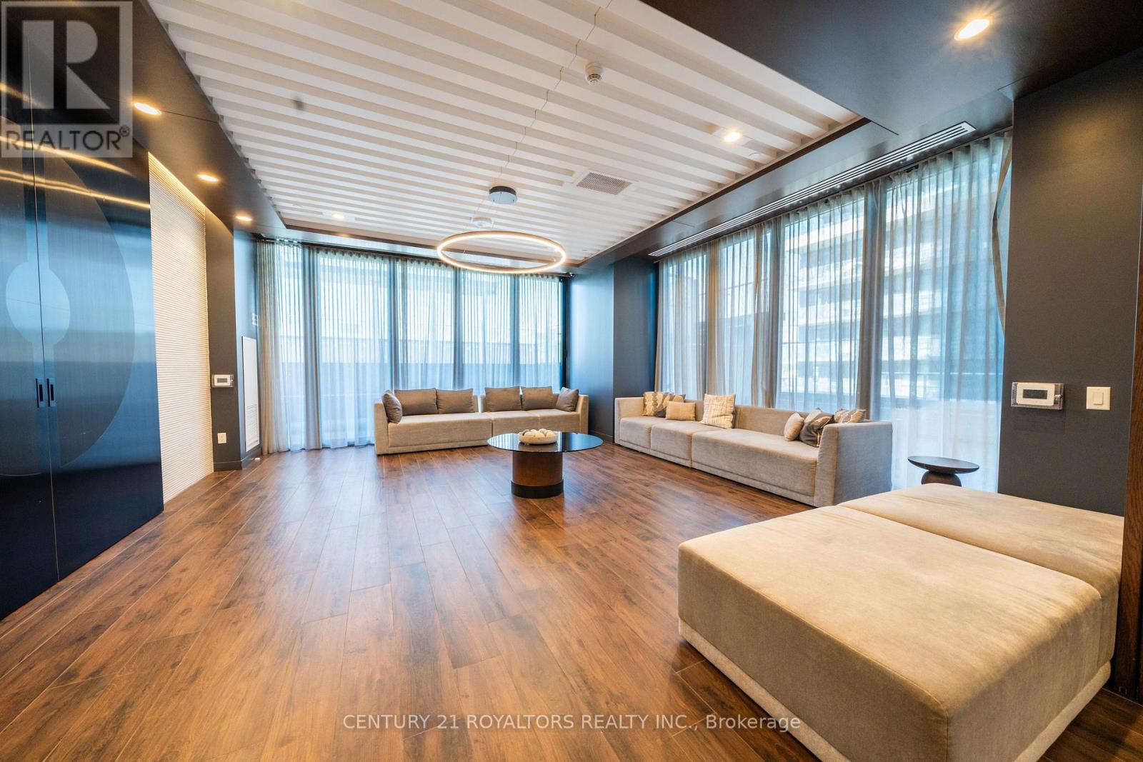 1402 - 70 Annie Craig Drive, Toronto, Ontario  M8V 0C5 - Photo 13 - W12484374