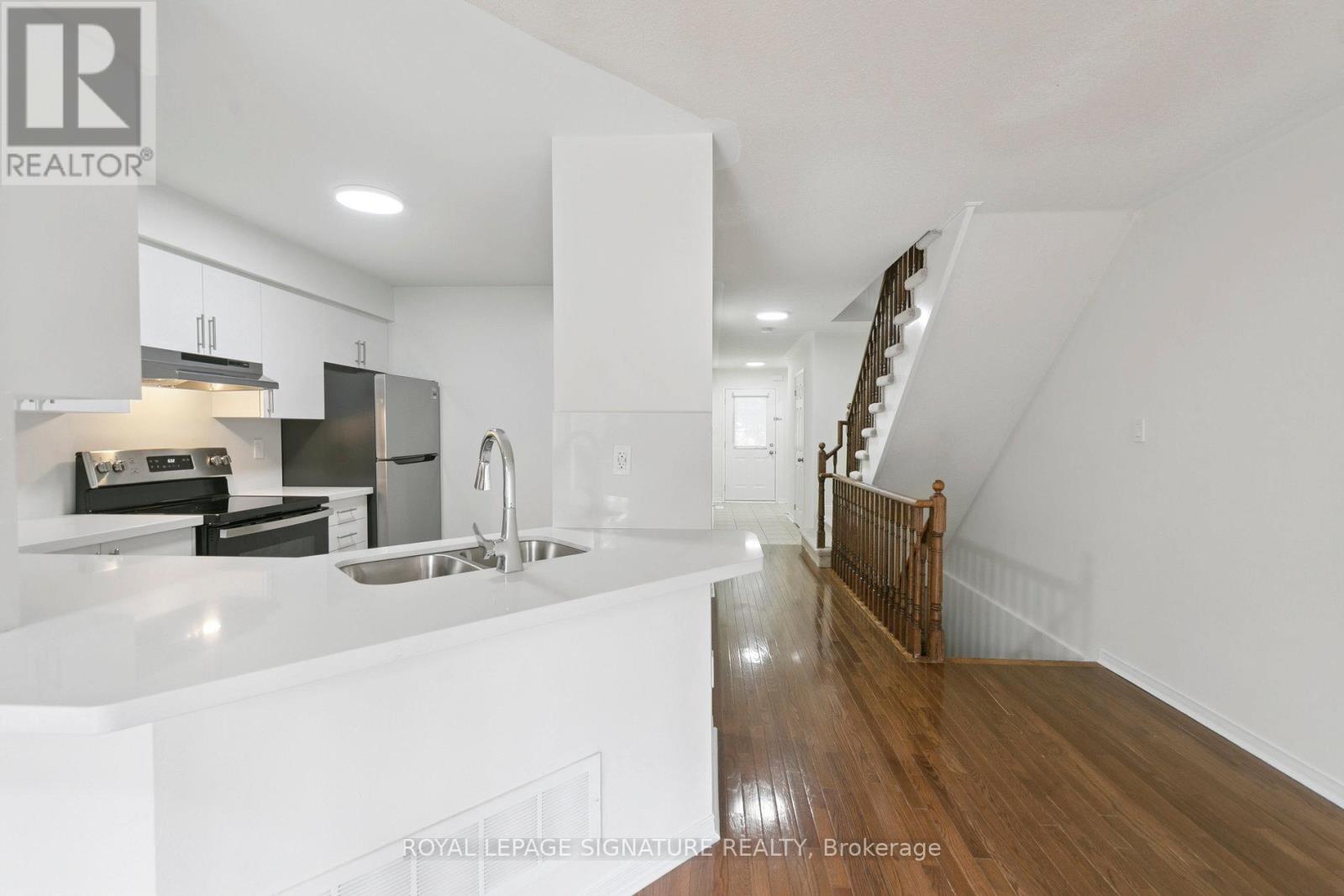 49 - 3150 Erin Centre Boulevard, Mississauga, Ontario  L5M 7Z2 - Photo 6 - W12484388