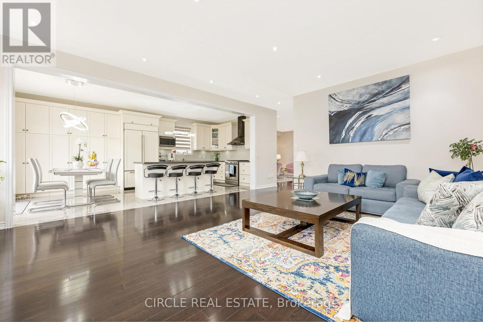 Above Ground Unit - 9 Brethby Street, Caledon, Ontario  L7C 3W2 - Photo 11 - W12484412