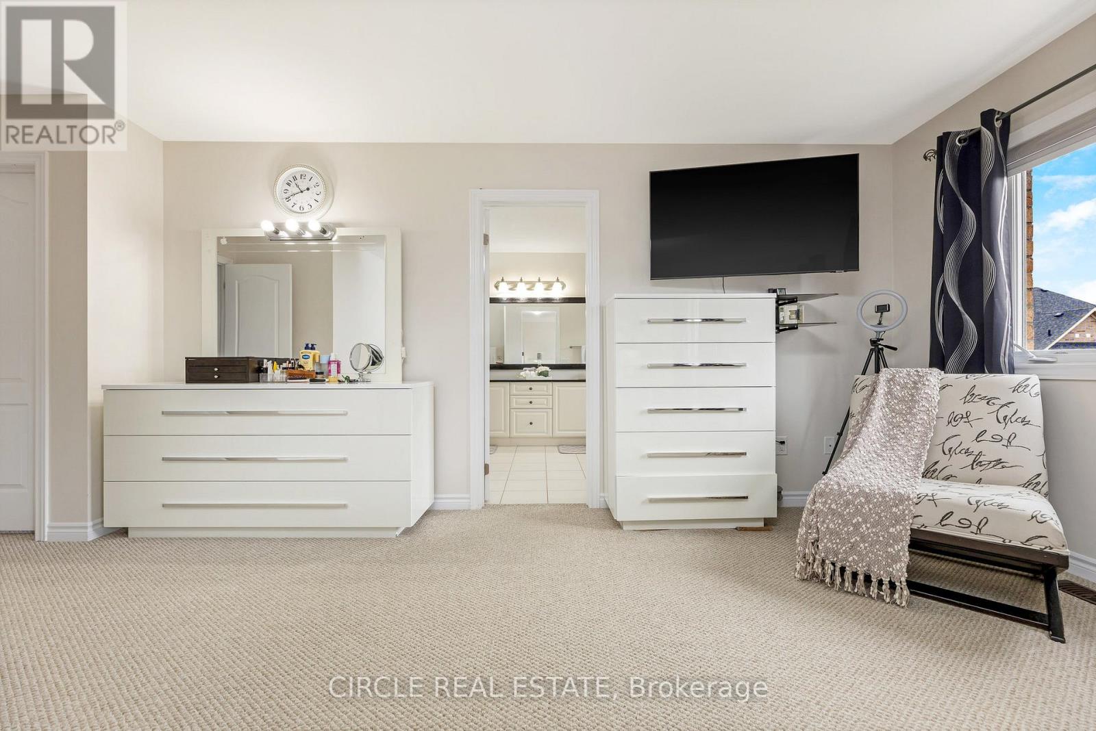 Above Ground Unit - 9 Brethby Street, Caledon, Ontario  L7C 3W2 - Photo 19 - W12484412