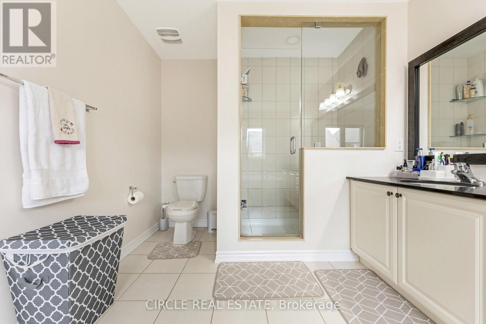 Above Ground Unit - 9 Brethby Street, Caledon, Ontario  L7C 3W2 - Photo 22 - W12484412