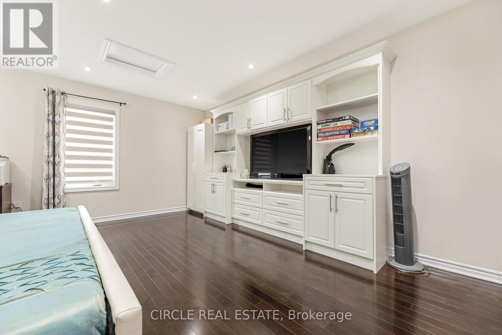 Above Ground Unit - 9 Brethby Street, Caledon, Ontario  L7C 3W2 - Photo 31 - W12484412