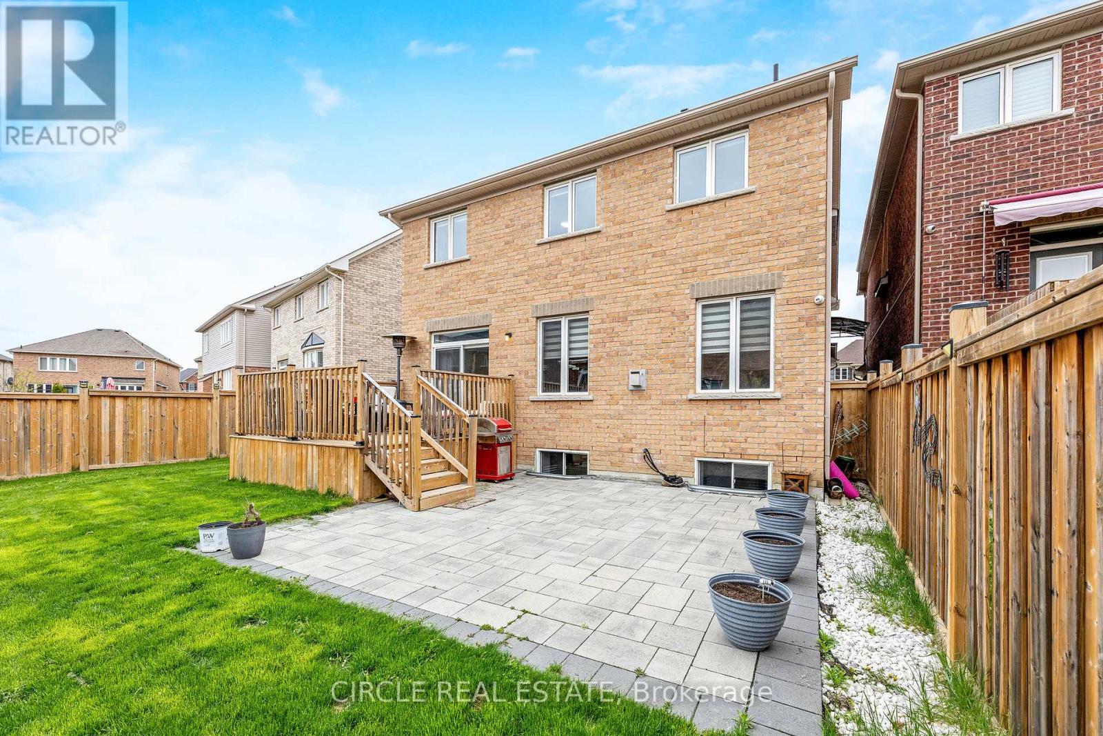 Above Ground Unit - 9 Brethby Street, Caledon, Ontario  L7C 3W2 - Photo 37 - W12484412