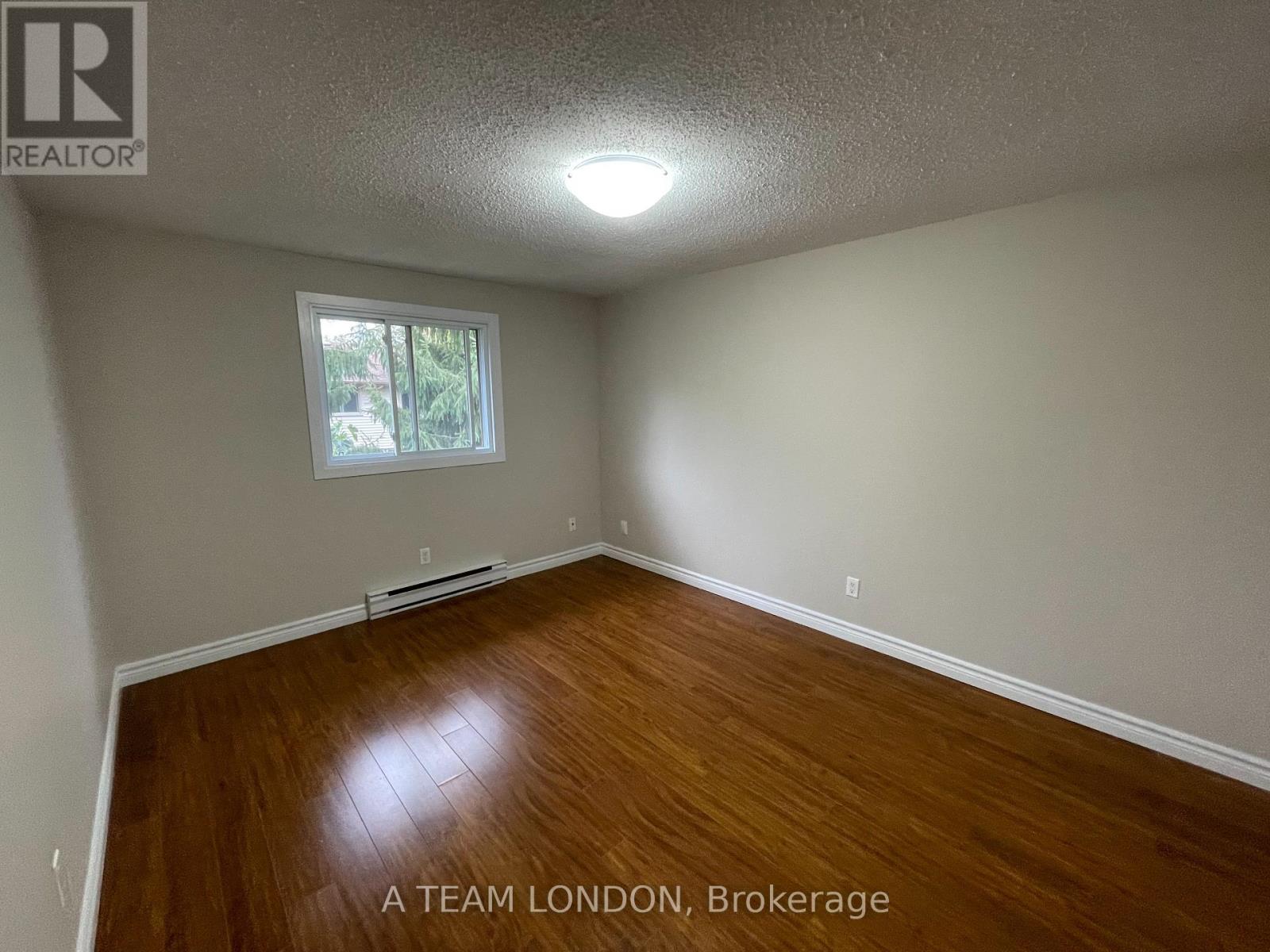 31 - 135 Belmont Drive, London South, Ontario  N6J 4J3 - Photo 12 - X12484416
