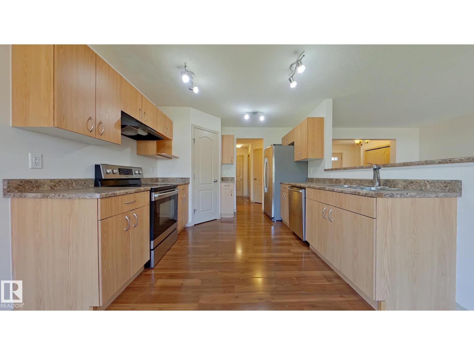 11712 13 Av Sw, Edmonton, Alberta  T6W 0C1 - Photo 1 - E4463666