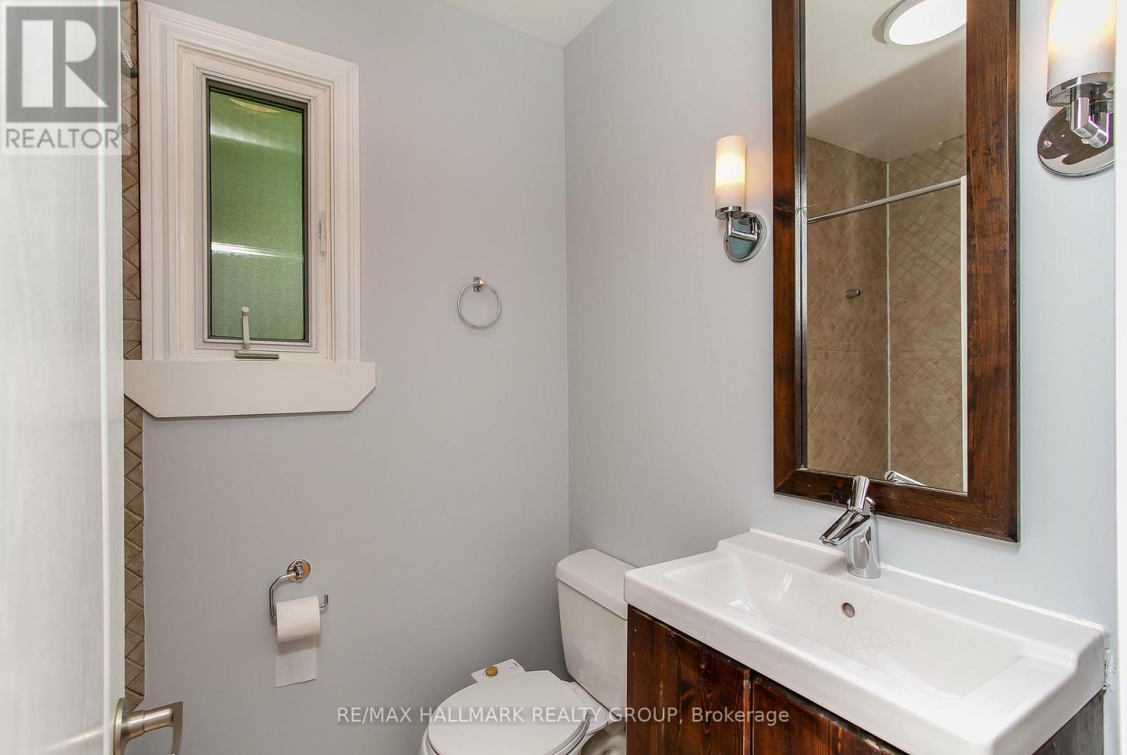 179 Genest Street, Ottawa, Ontario  K1L 7Y8 - Photo 20 - X12484442