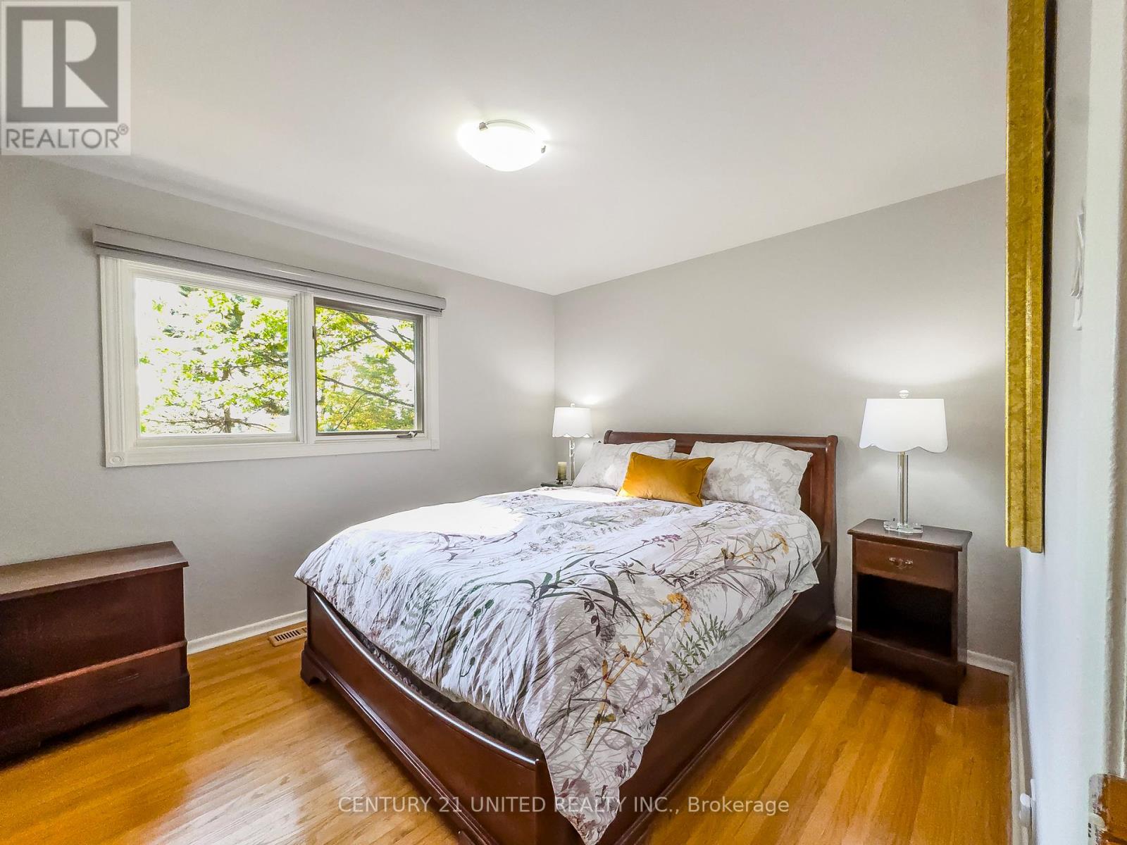 45 Crestwood Avenue, Peterborough, Ontario K9J 1N1 - Photo 22 - X12419689