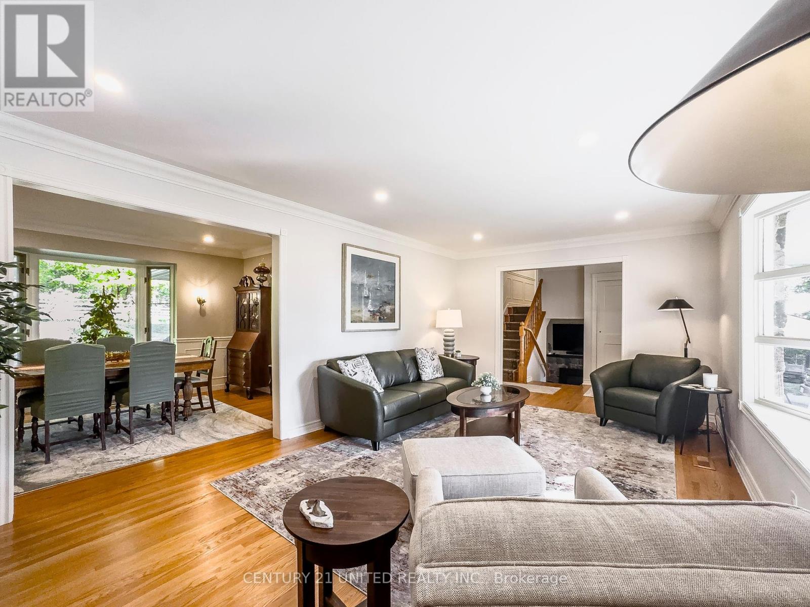 45 Crestwood Avenue, Peterborough, Ontario K9J 1N1 - Photo 14 - X12419689