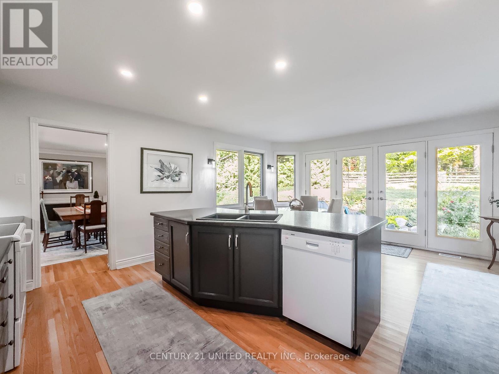 45 Crestwood Avenue, Peterborough, Ontario K9J 1N1 - Photo 19 - X12419689