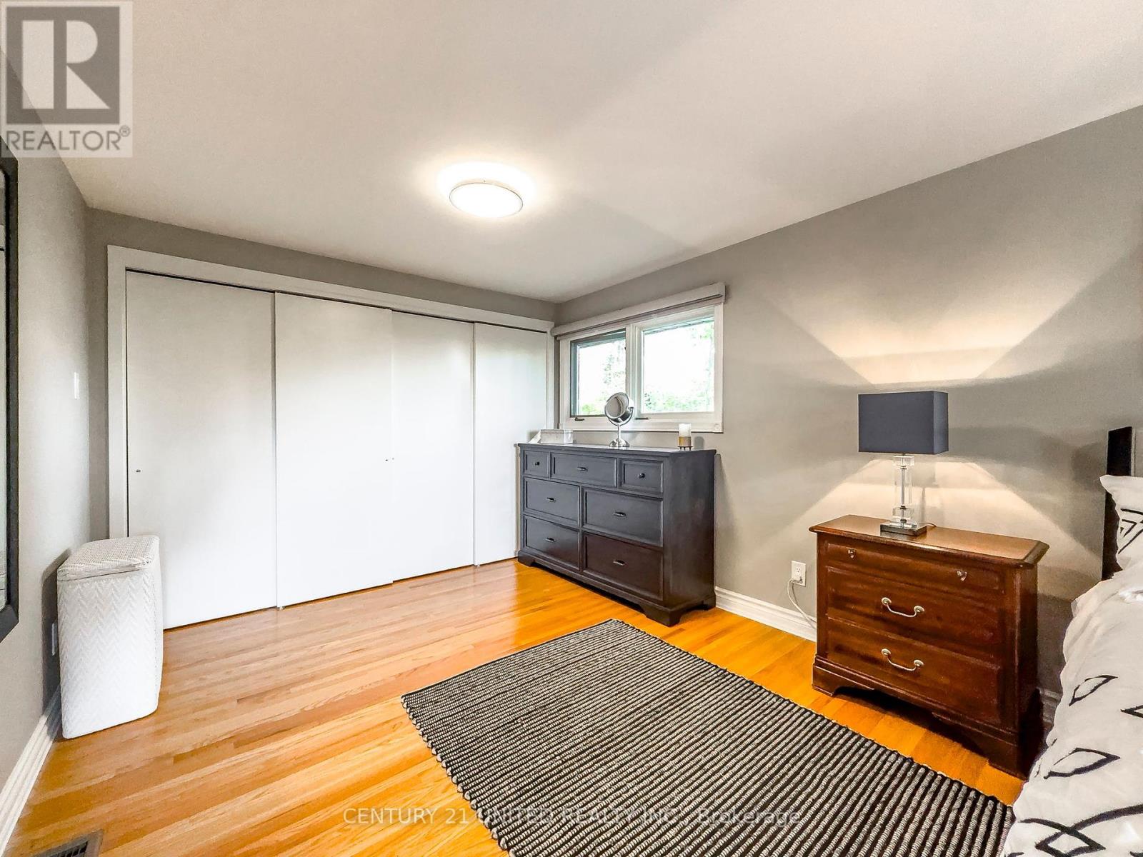 45 Crestwood Avenue, Peterborough, Ontario K9J 1N1 - Photo 27 - X12419689