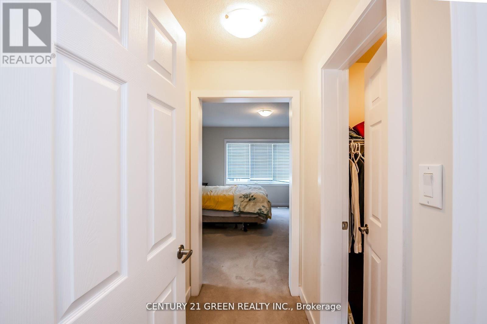 414 Eastbridge Avenue, Welland, Ontario  L3B 0M7 - Photo 20 - X12484319