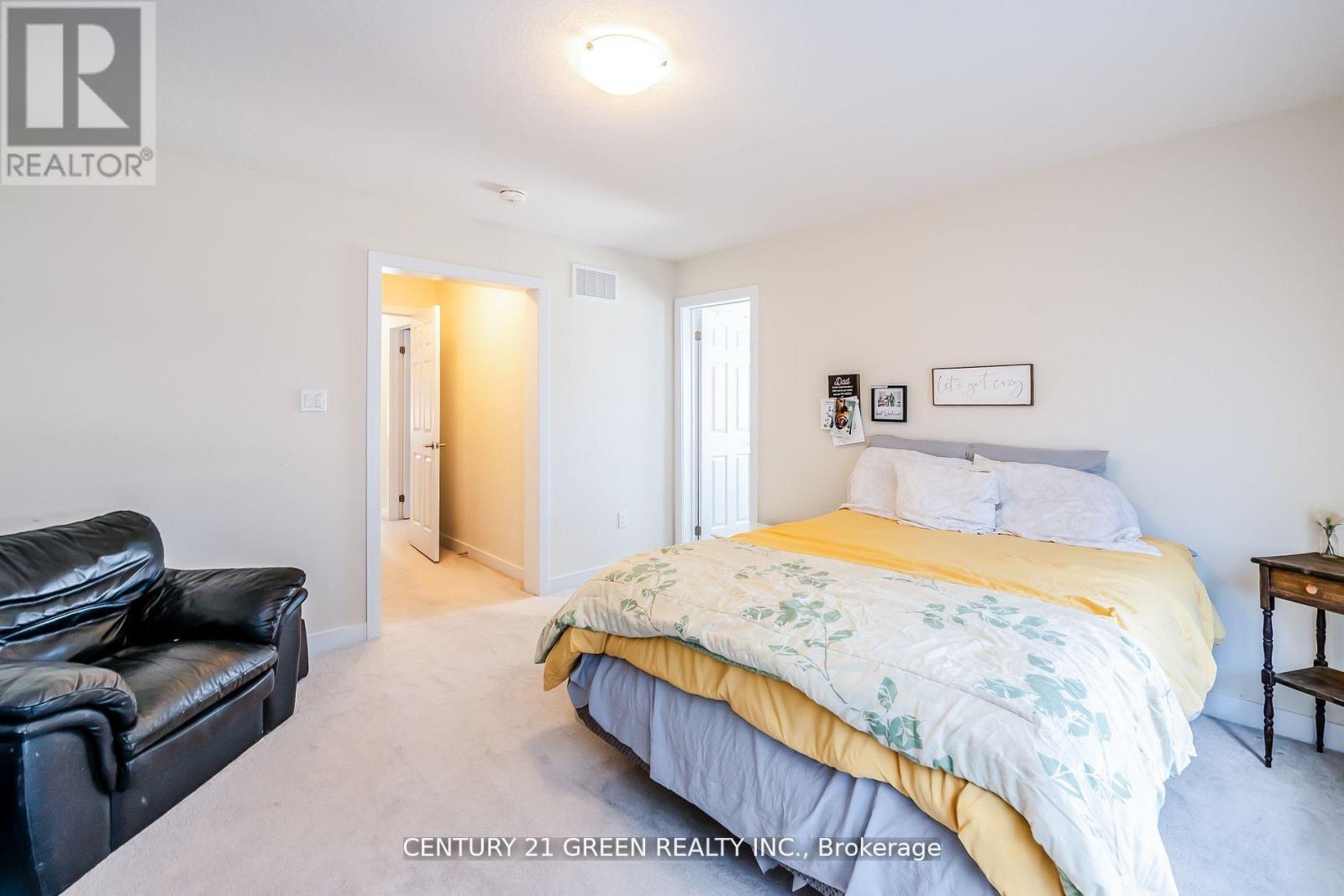 414 Eastbridge Avenue, Welland, Ontario  L3B 0M7 - Photo 21 - X12484319