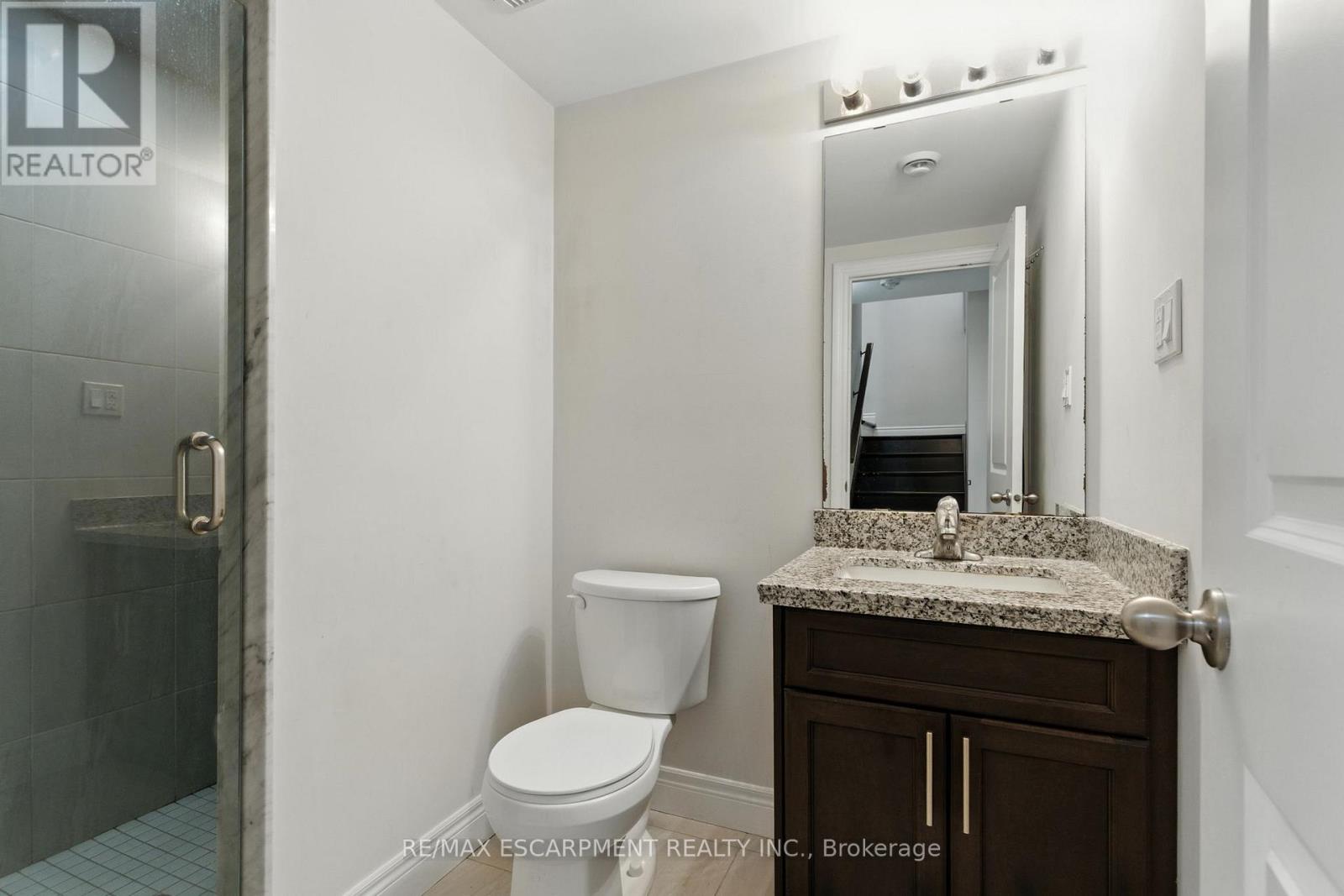 43 Riesling Court, Hamilton, Ontario  L8G 0B4 - Photo 39 - X12484324