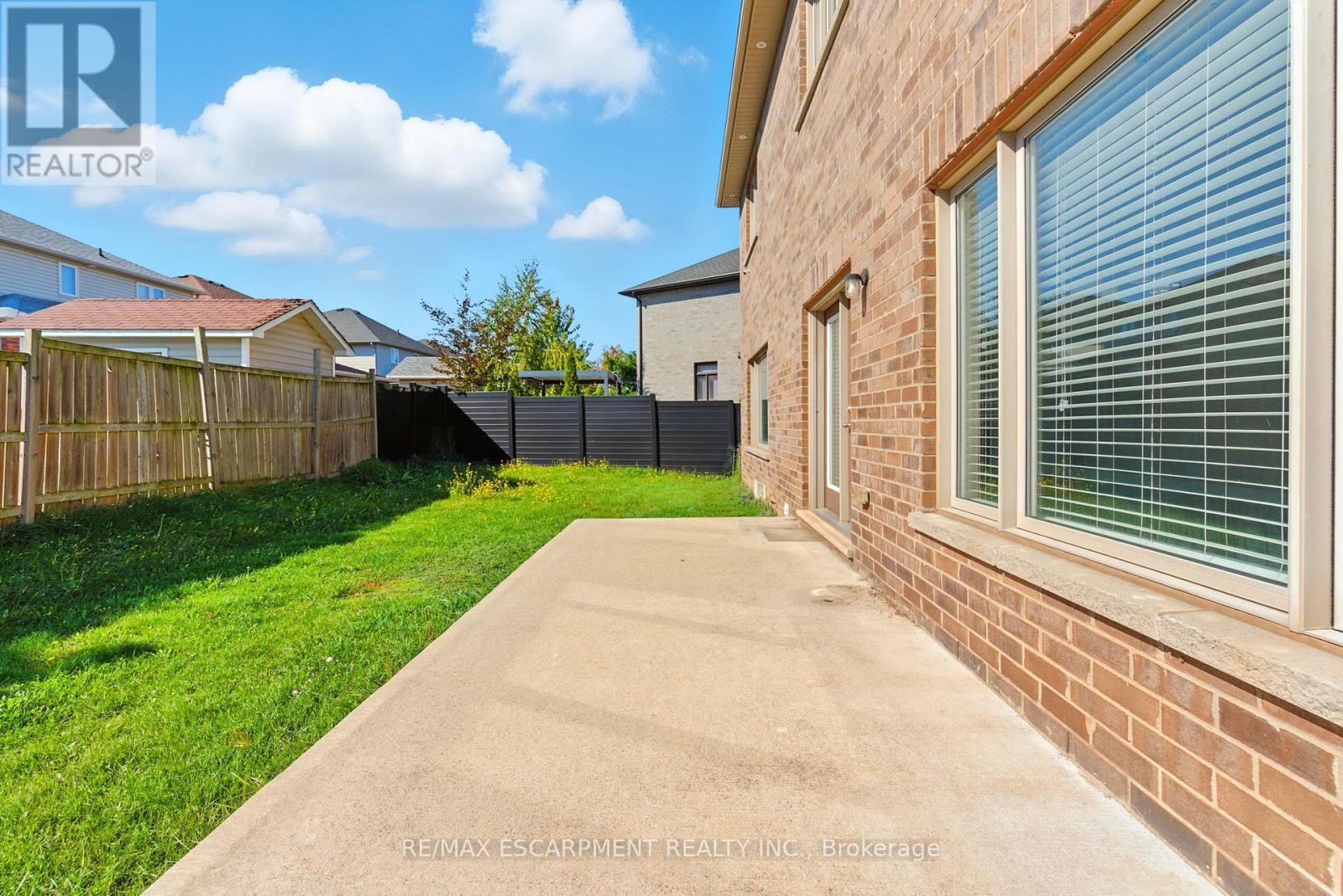 43 Riesling Court, Hamilton, Ontario  L8G 0B4 - Photo 43 - X12484324
