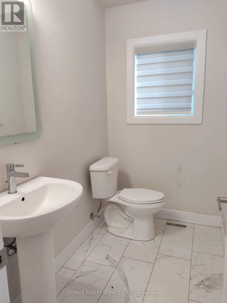 1573 Dylan Street, London East, Ontario  N5V 5J3 - Photo 3 - X12484326