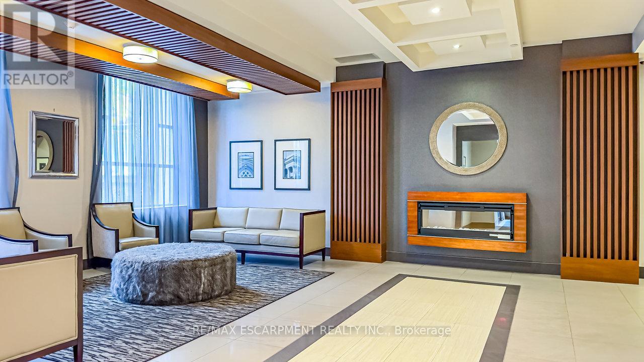 801 - 150 Main Street W, Hamilton, Ontario  L8P 1H8 - Photo 3 - X12484332