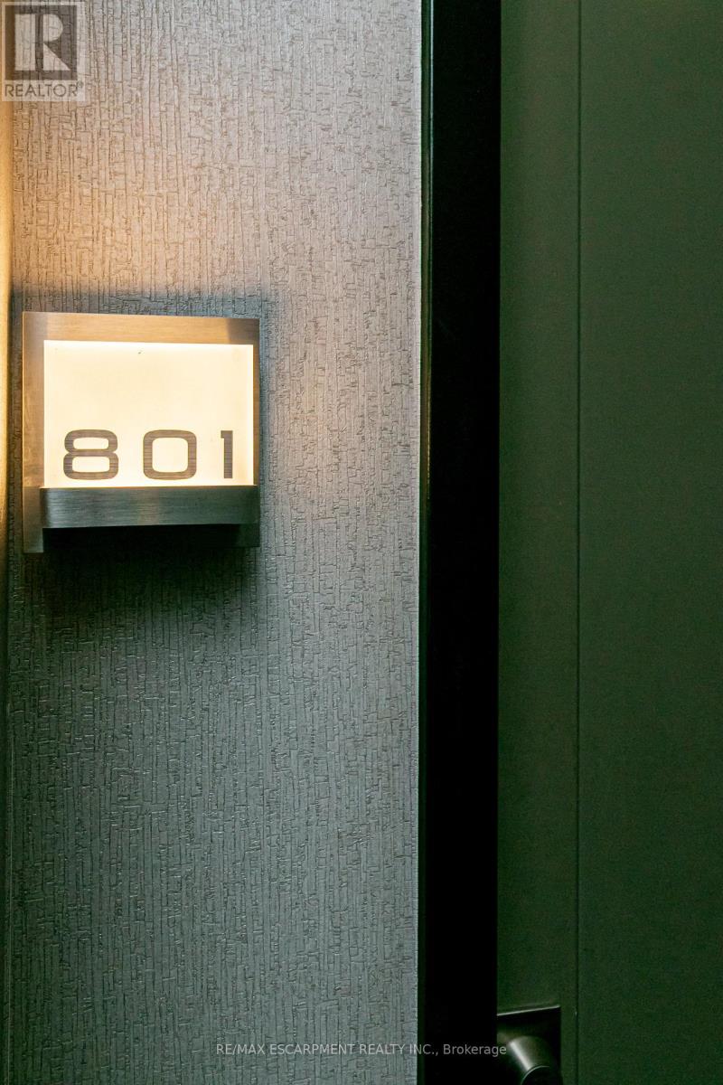 801 - 150 Main Street W, Hamilton, Ontario  L8P 1H8 - Photo 5 - X12484332