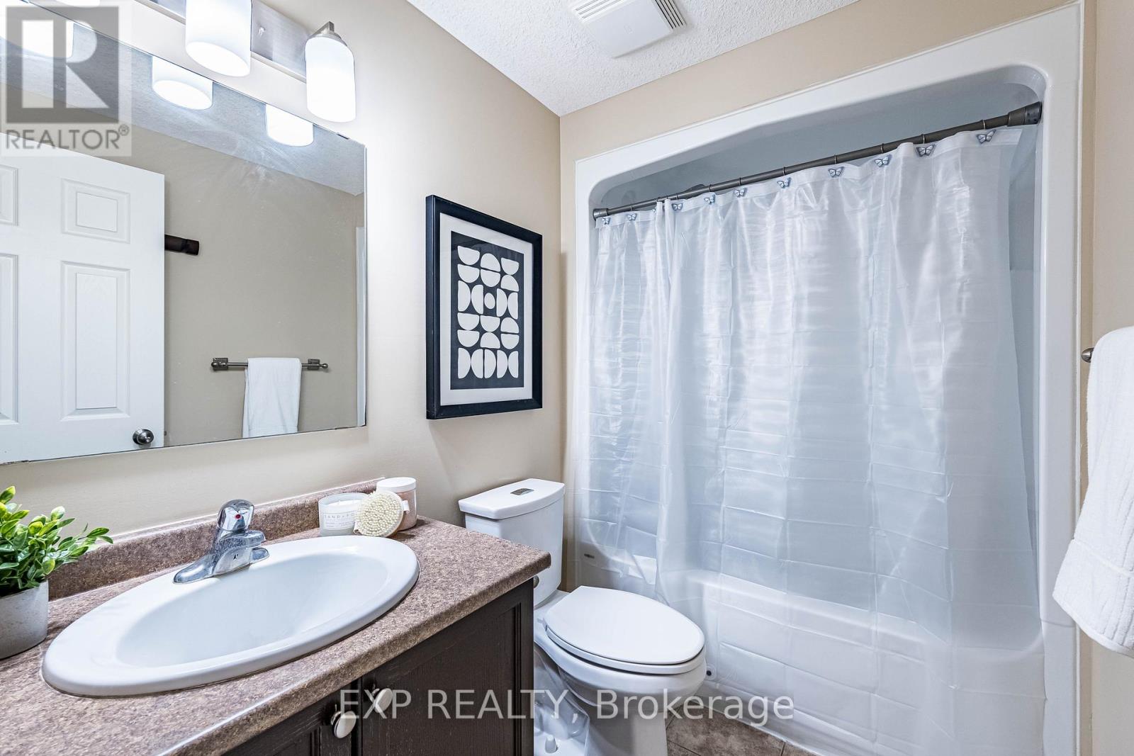 1 - 42 Fallowfield Drive, Kitchener, Ontario  N2C 0A8 - Photo 24 - X12484341