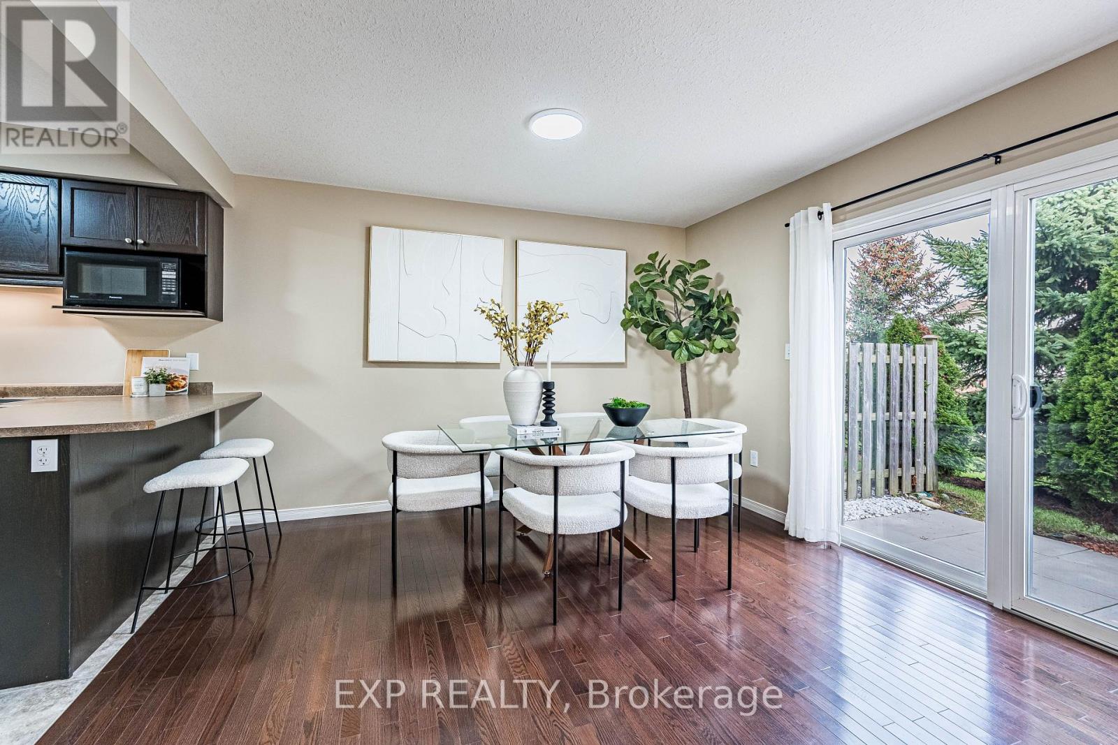 1 - 42 Fallowfield Drive, Kitchener, Ontario  N2C 0A8 - Photo 8 - X12484341