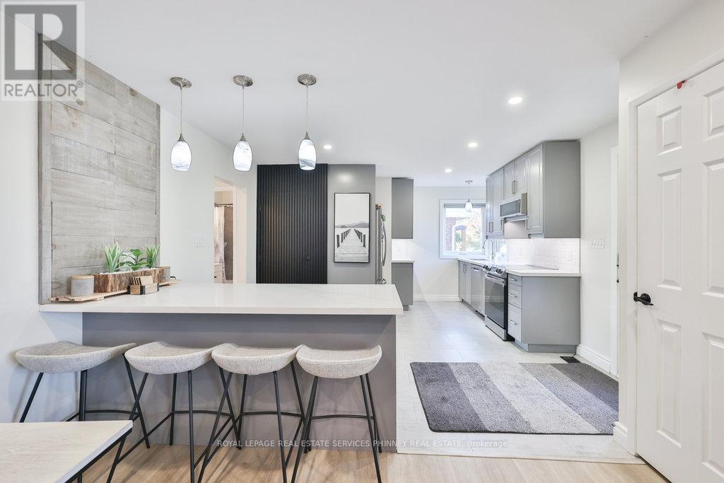 Upper - 47 Castlefield Drive, Hamilton, Ontario  L8T 3R1 - Photo 17 - X12484354