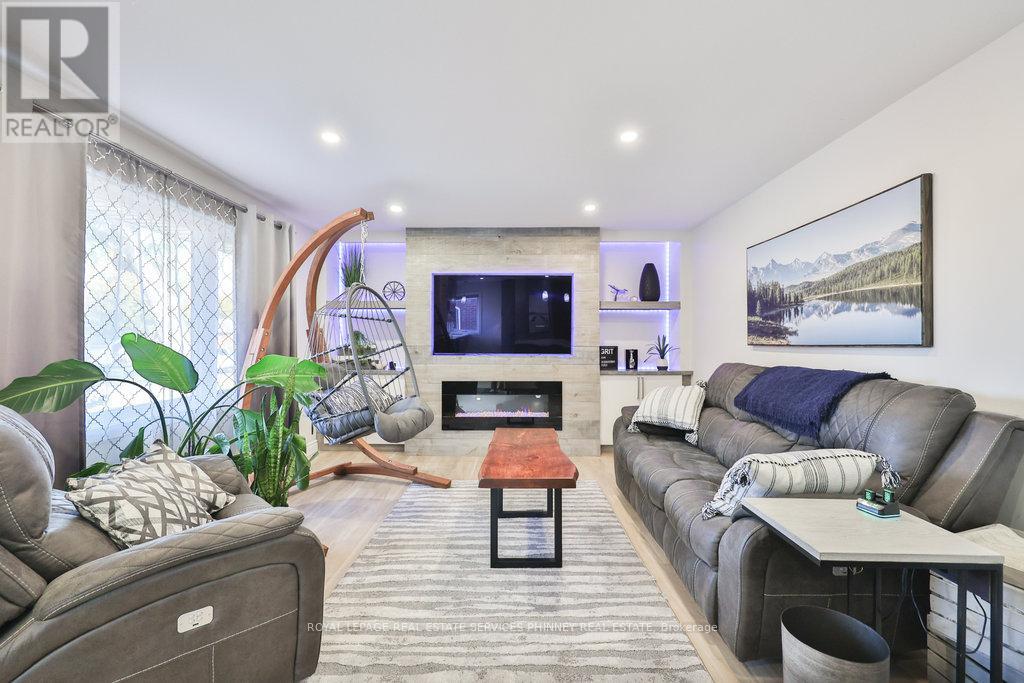 Upper - 47 Castlefield Drive, Hamilton, Ontario  L8T 3R1 - Photo 19 - X12484354