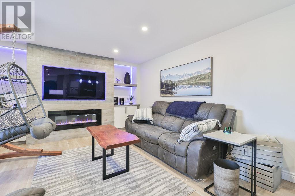 Upper - 47 Castlefield Drive, Hamilton, Ontario  L8T 3R1 - Photo 20 - X12484354