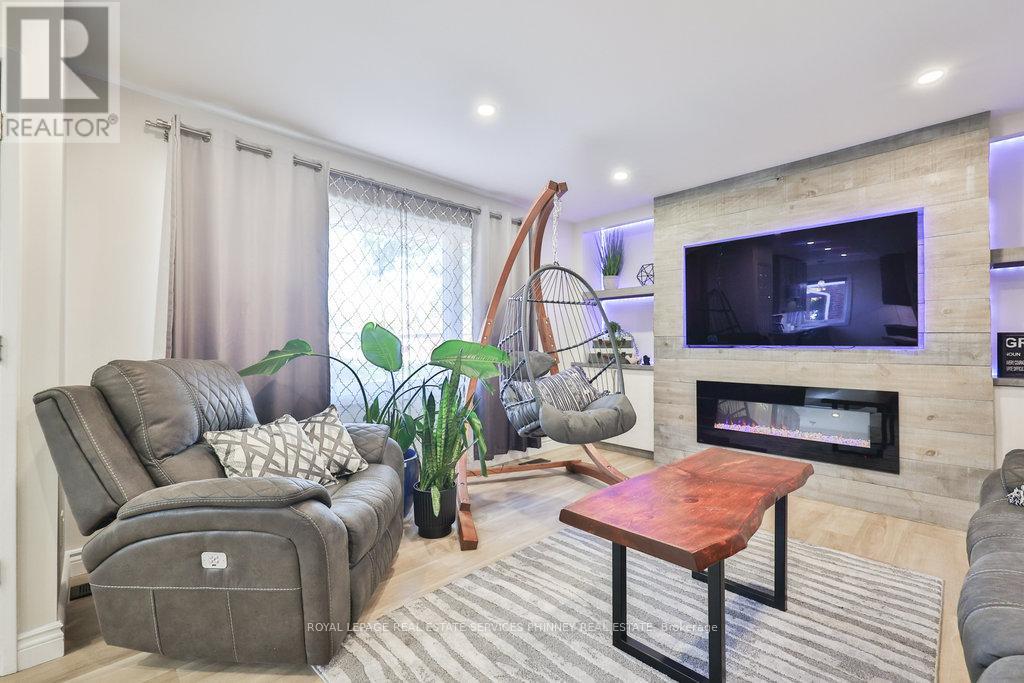 Upper - 47 Castlefield Drive, Hamilton, Ontario  L8T 3R1 - Photo 21 - X12484354