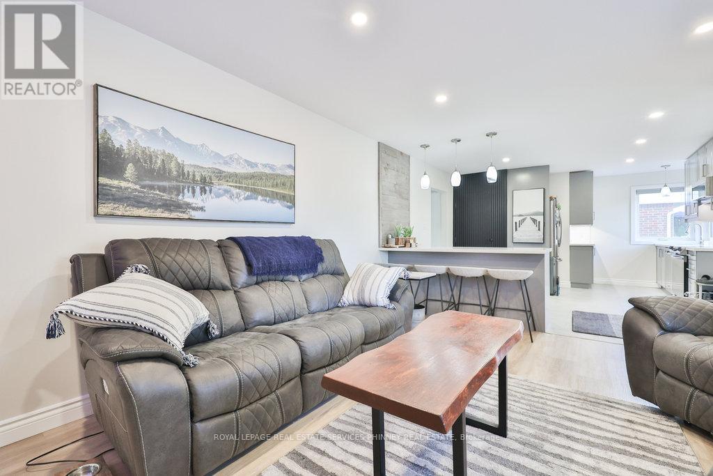 Upper - 47 Castlefield Drive, Hamilton, Ontario  L8T 3R1 - Photo 22 - X12484354