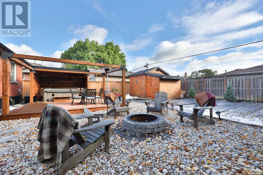 Upper - 47 Castlefield Drive, Hamilton, Ontario  L8T 3R1 - Photo 31 - X12484354