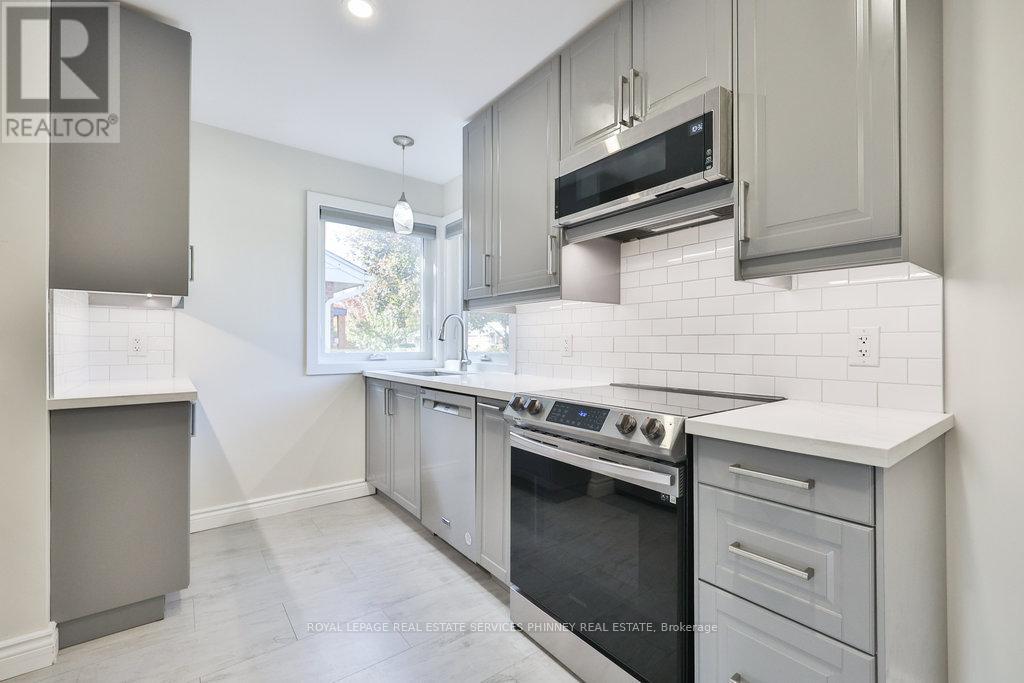 Upper - 47 Castlefield Drive, Hamilton, Ontario  L8T 3R1 - Photo 9 - X12484354